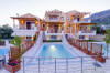 De Lux Residence with Villas with private swimming pool in Plataria,half an hour form Parga
