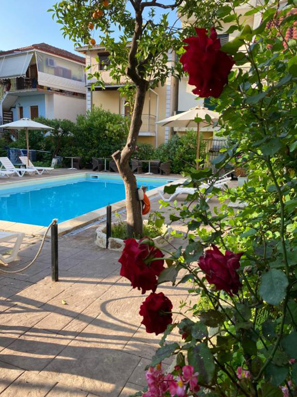 central-hotel-parga-1